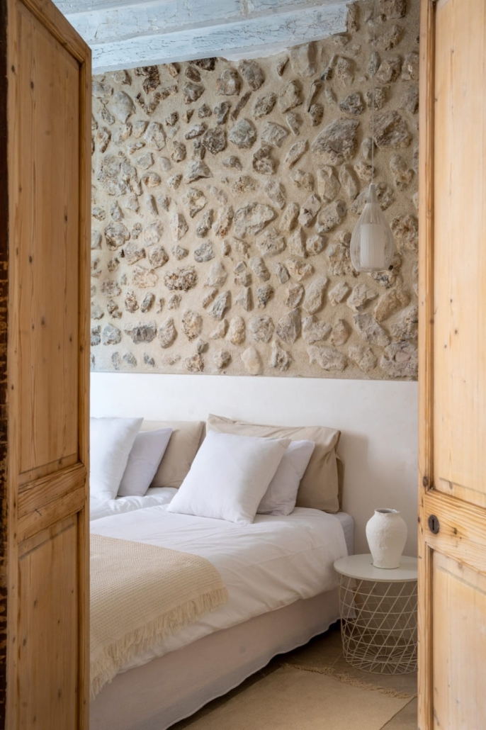 Muro tratado con FIXER Muro tratado con FIXER